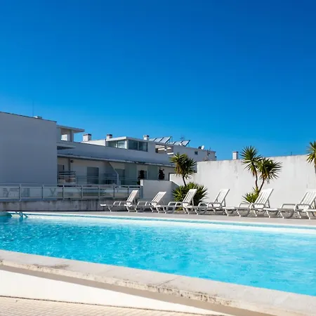 T2 Azure Coast Апартаменты Назаре