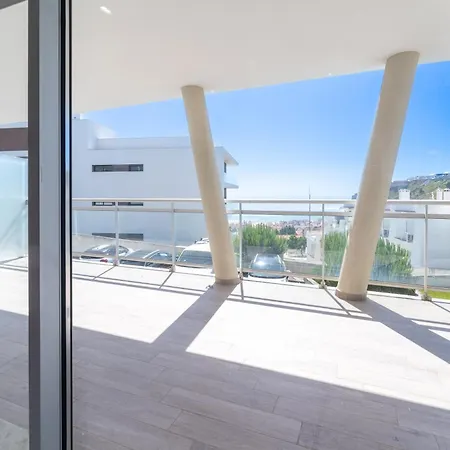 T2 Azure Coast Apartmán *