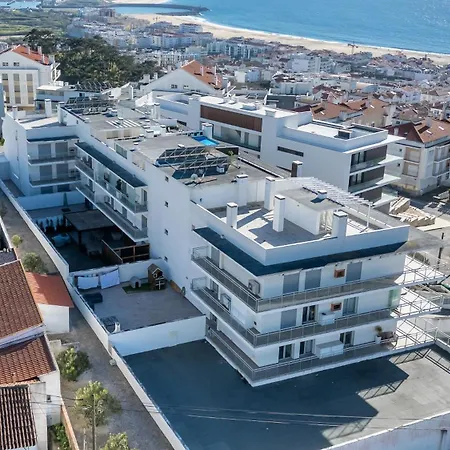 T2 Azure Coast Apartmán